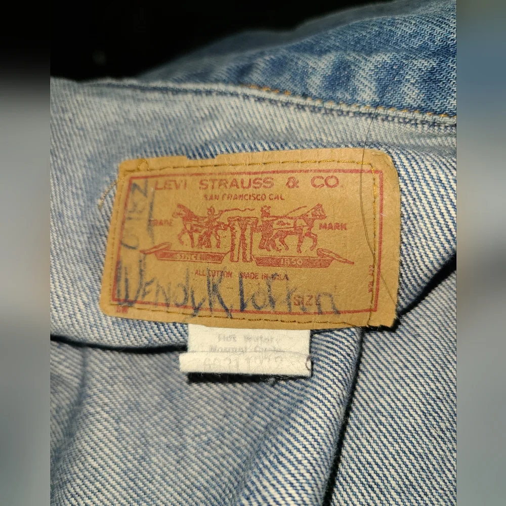VINTAGE 1980'S | LEVI'S | DENIM JACKET | 2-POCKET | CHILDRENS | SIZE LARGE